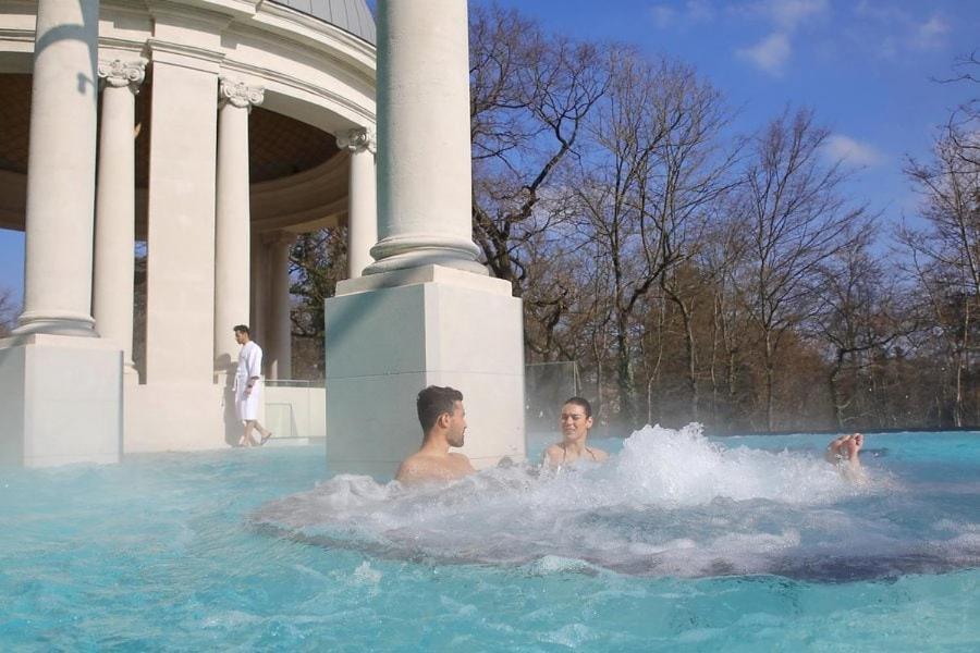 Encorps Nuit, Jacuzzi, Centre Gare Congres, Parking Nancy